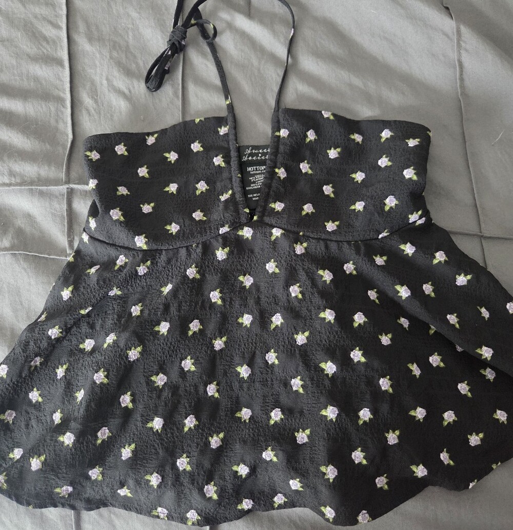 Forever 21 Black Floral Halter Peplum Camisole